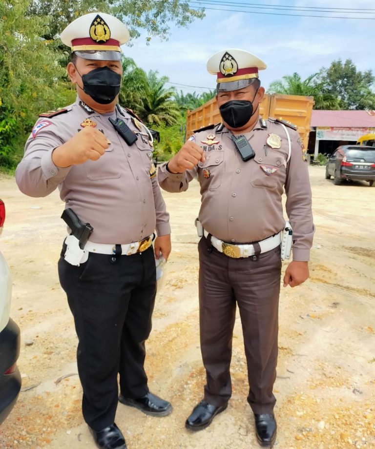 Jajaran Lantas Polres Siak Razia Kendaraan Barang Oper Kapasitas.