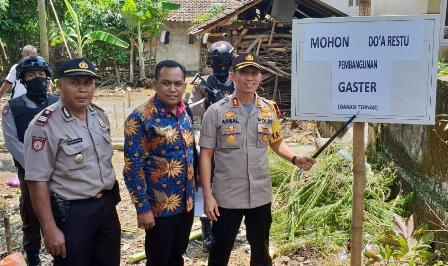 Berita_Antisipasi_Curwan_Sapi,_Kapolres_Lumajang_Siapkan_3_Lapis_Pengamanan_20190111-115356