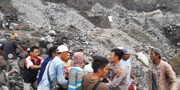 Evakuasi-Tambang-750x375