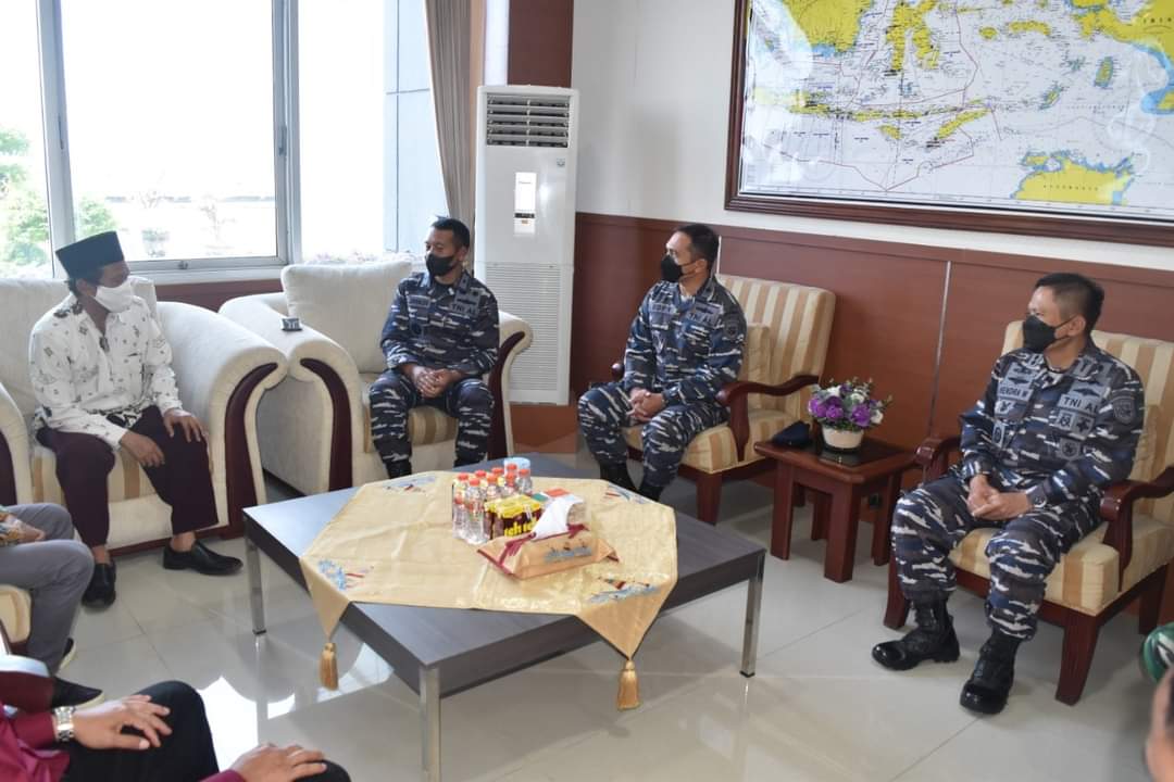 Kaskoarmada II Terima Sowan Ketua Ponpes Ngalah Pasuruan Tentang Rencana Vaksinasi Massal KE-2