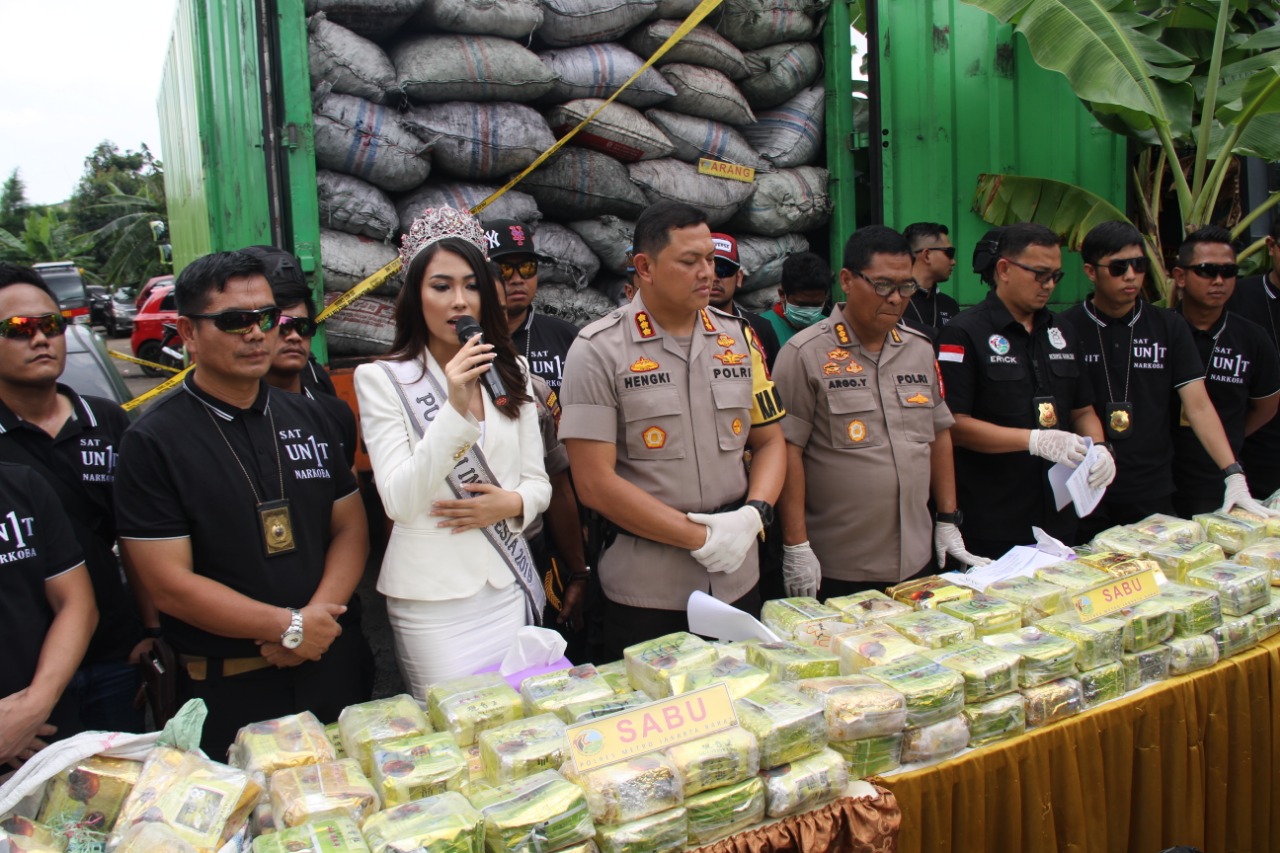 Putri Indonesia Prihatin Maraknya Peredaran Narkoba