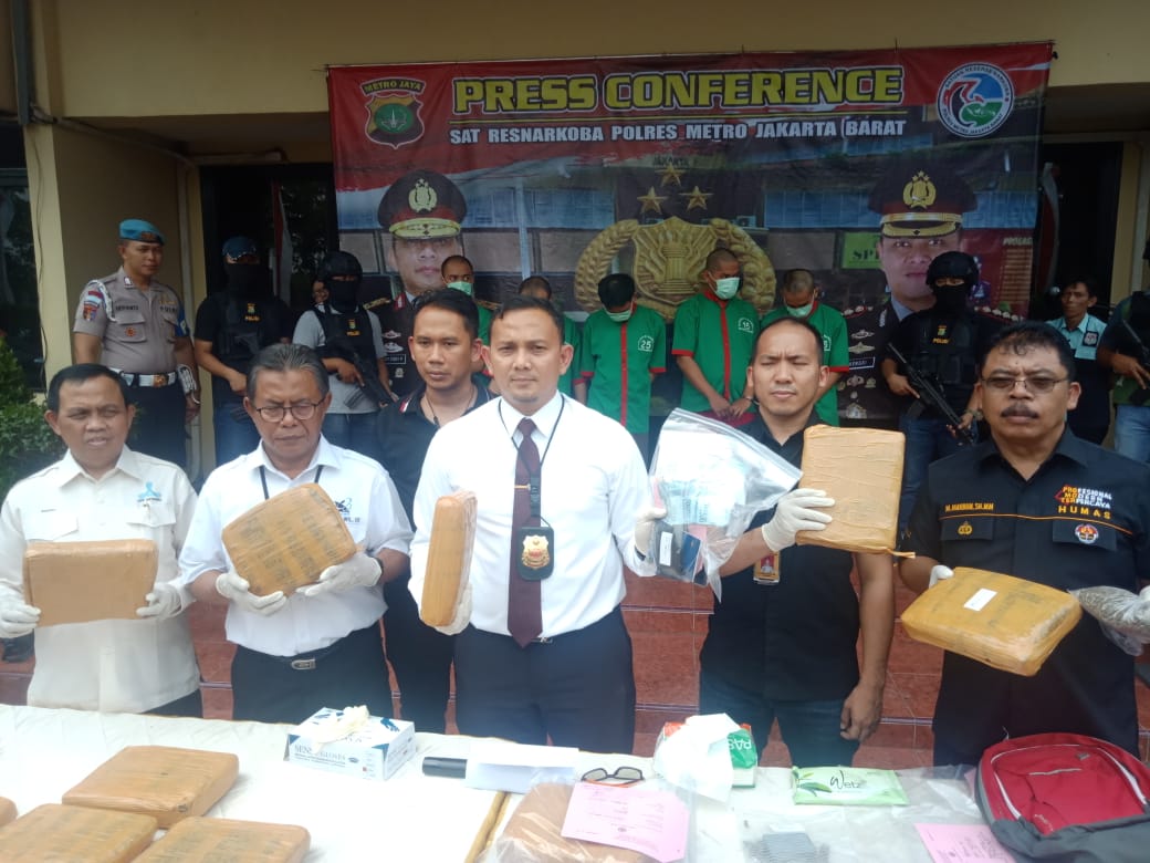 Polres Jakarta Barat Ungkap Kasus Narkotika Jaringan Kampus