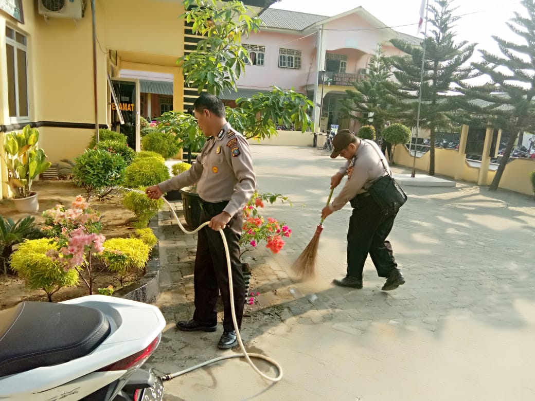 Polsek Firdaus Bersih Bersih Mako, Cegah Virus Corona