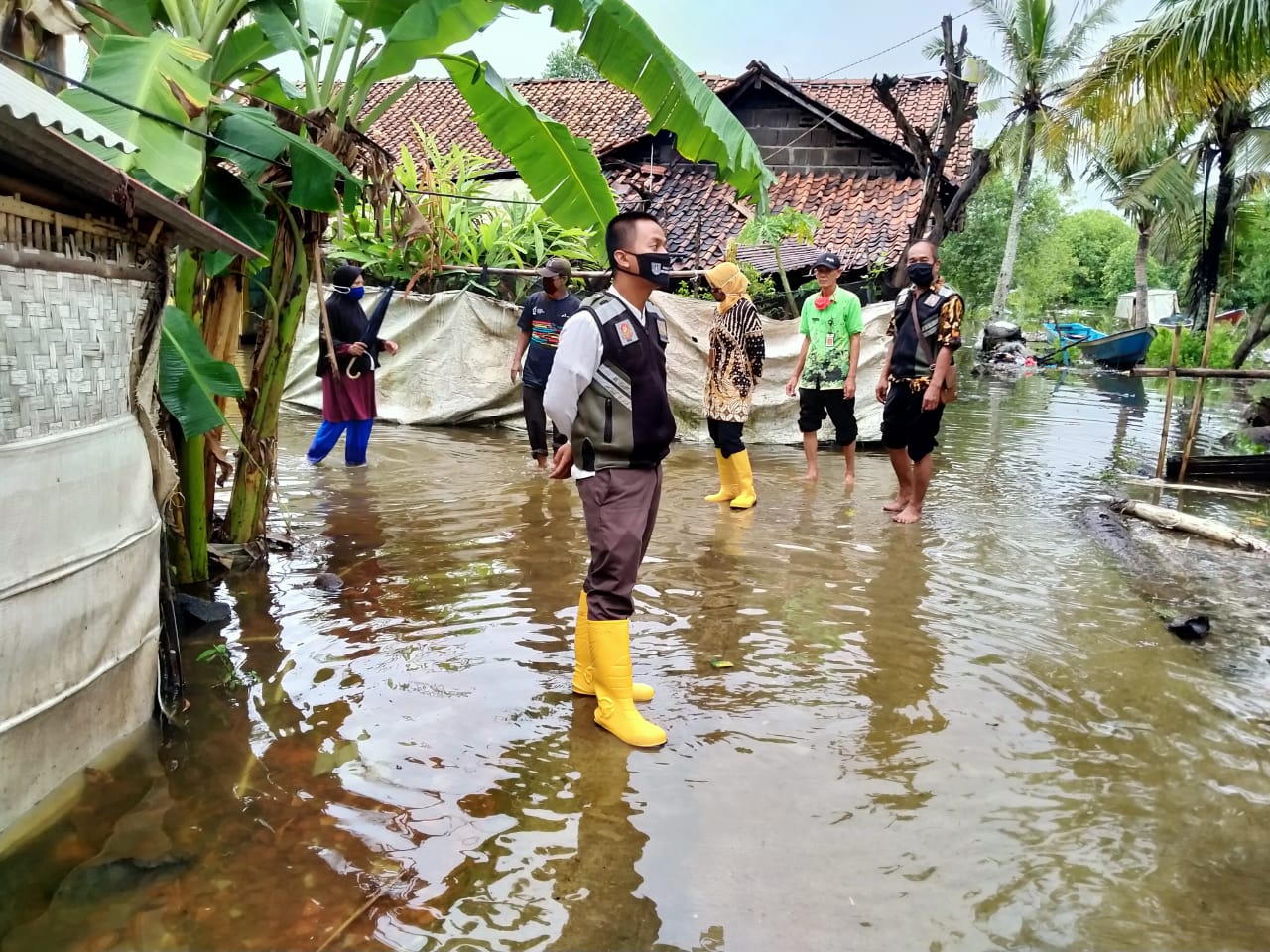 Pesisir Cilacap Alami Banjir Rob