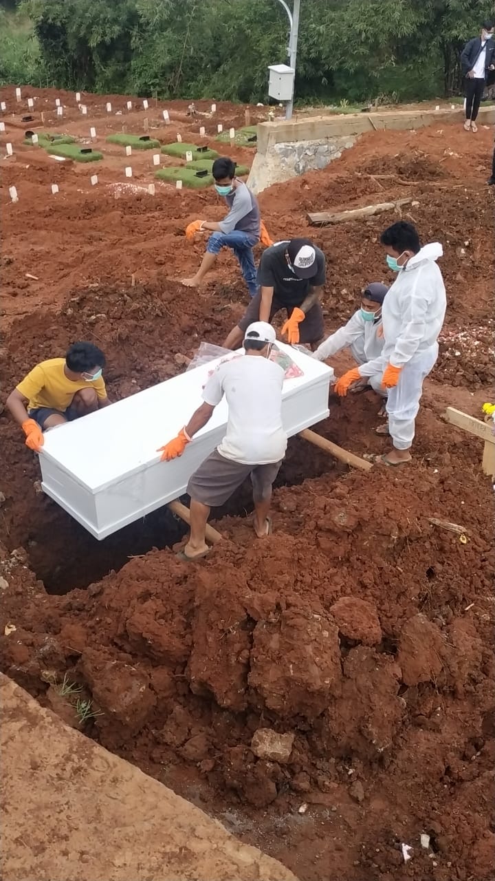 PANDEMI DAN SALING MENYALAHKAN