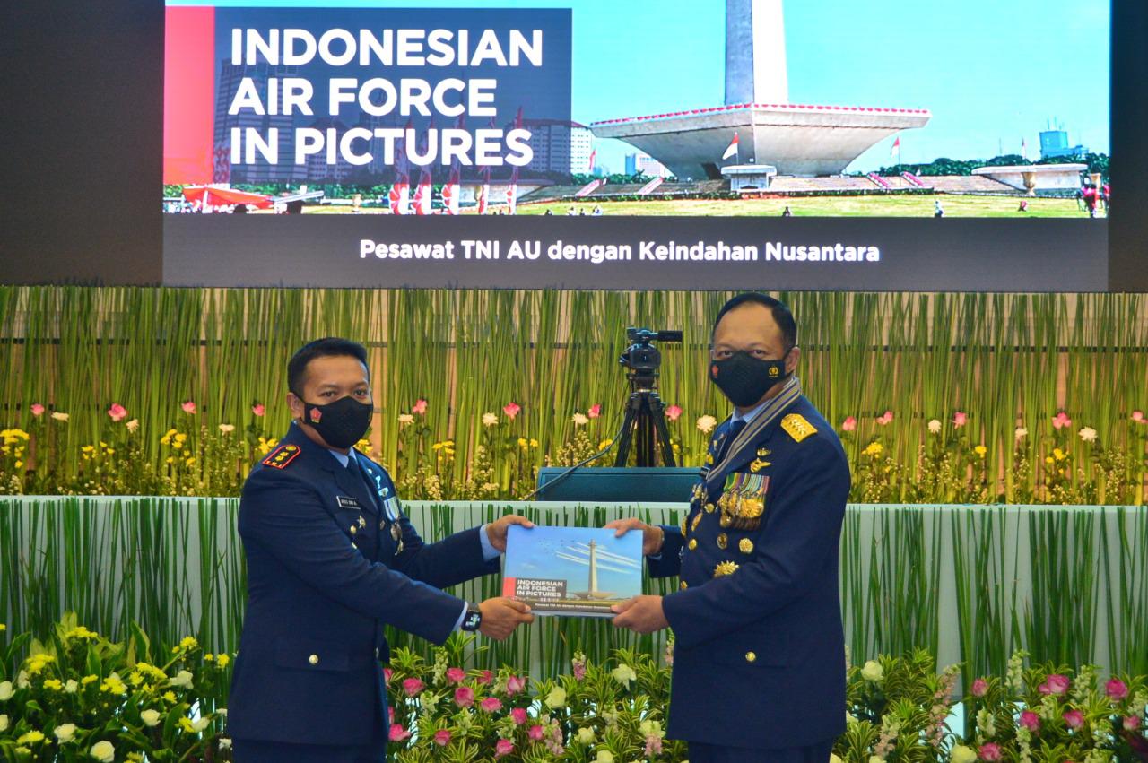 Pimpin Peringatan HUT Ke-75 TNI AU, Kasau: Diusia 75 Tahun TNI AU Pada Level dan Kondisi yang Semakin Profesional