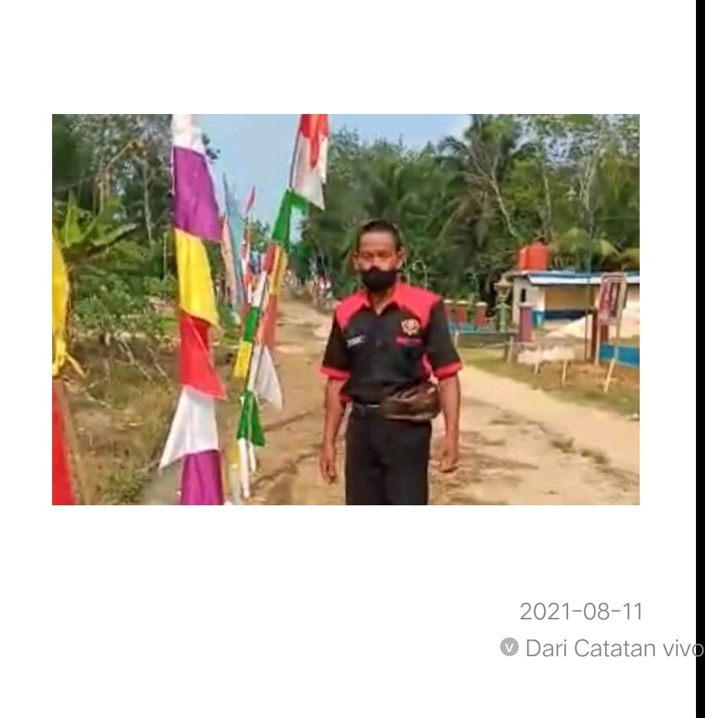 Trimo Bin Muhtar Ajak Masyarakat Pasang Patok Mini dan Umbul Umbul