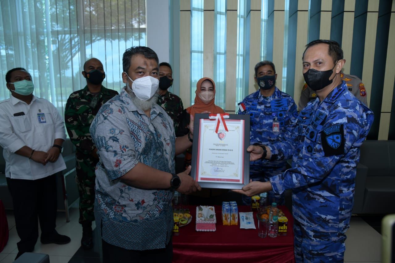 Bupati Berau Apresiasi Serbuan Vaksinasi Tahap II TNI AU Di Wilayahnya