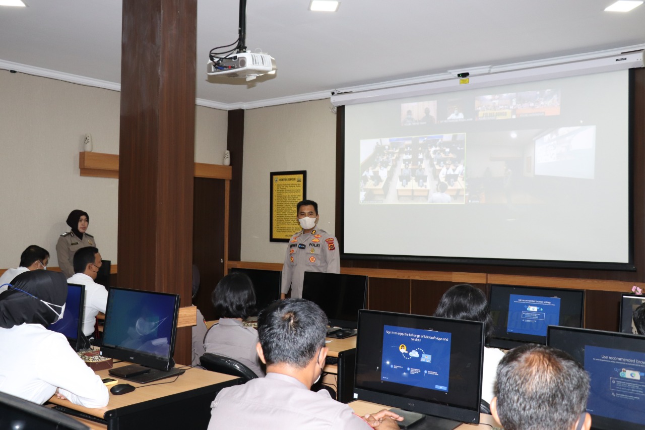 Biro SDM Polda Jambi,Pentingnya Legitimasi Polisi Dalam Persepsi masyarakat
