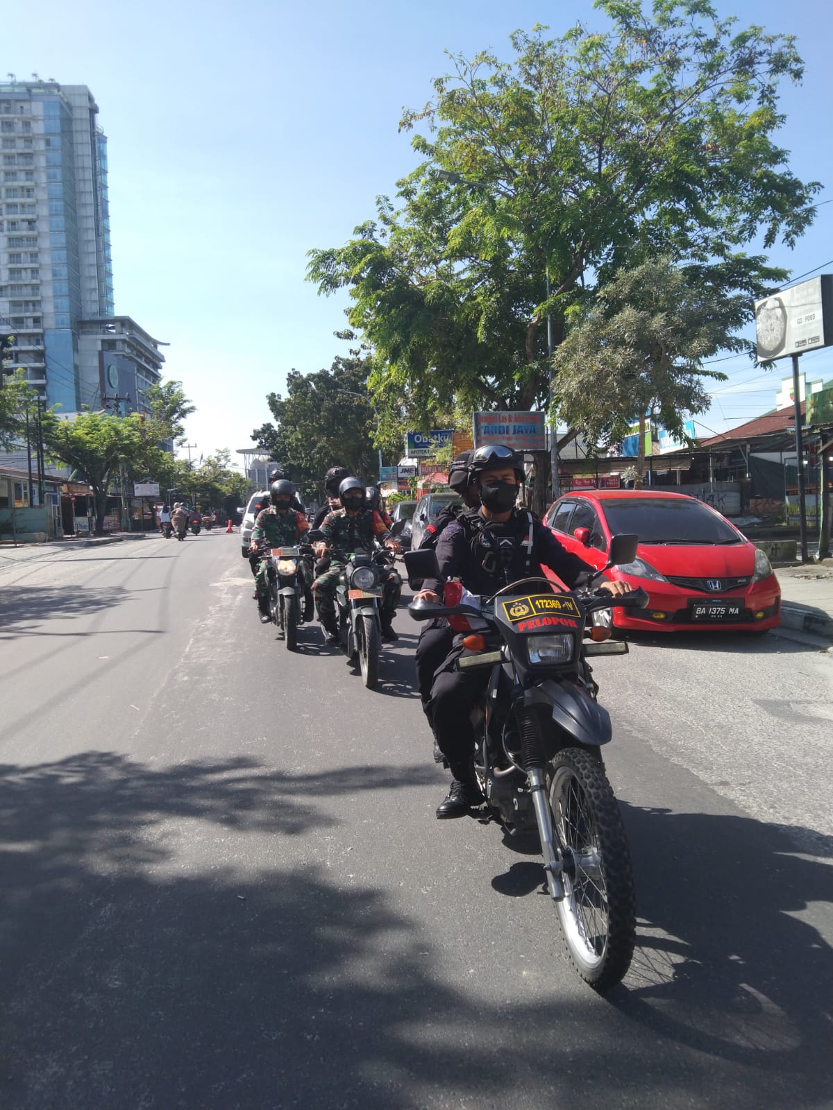 Sinergi Polri TNI, Gelar Patroli Bersama Menjaga Keselamatan Masyarakat
