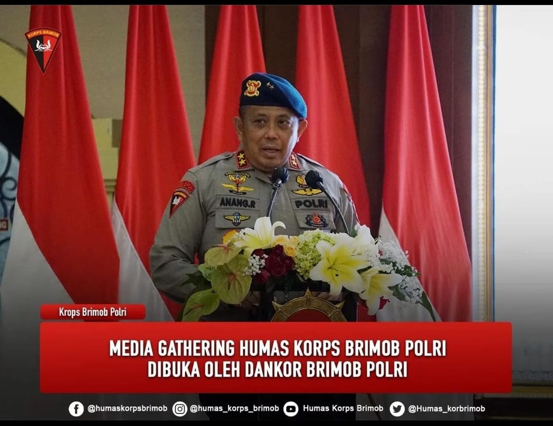 PID Brimob Riau Menghadiri Zoom Meeting Media Gathering Humas Korps Brimob Polri Tahun 2022