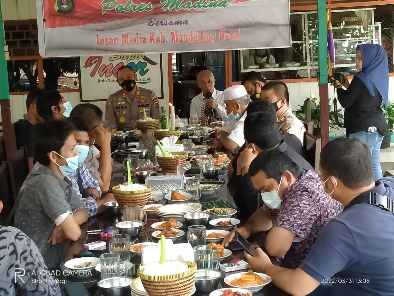 “Ramah Tamah Dengan Insan Media, Kapolres Madina Sosialisasikan Hadiah Tiket Umroh Kepada Warga Mandailing Natal”