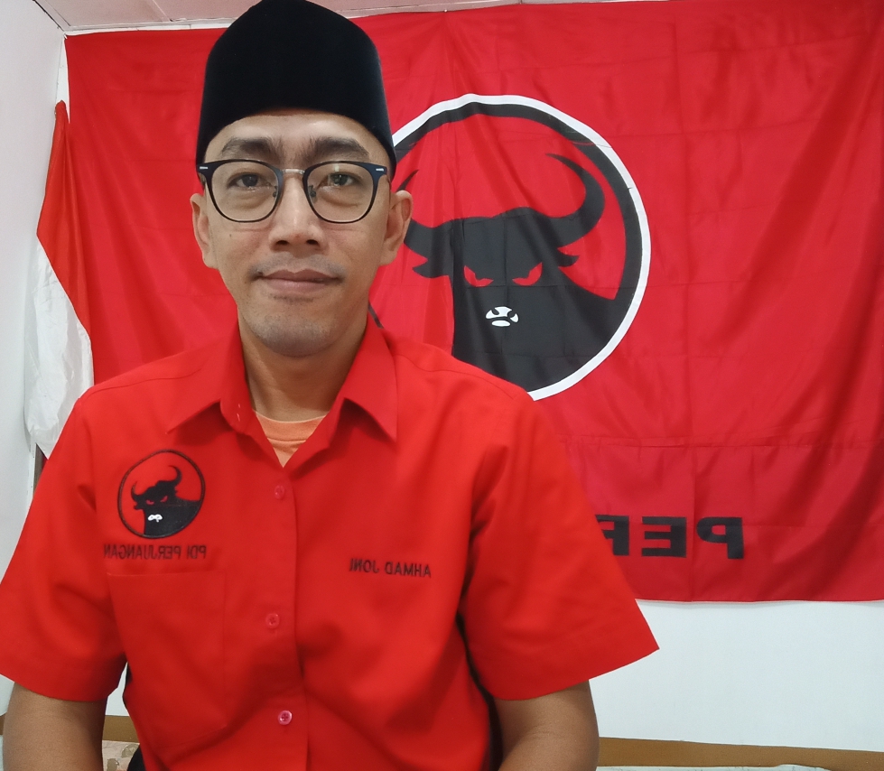 Sekretaris DPC PDI Perjuangan Kota Lhokseumawe Menggugat Ketua dan Sekretaris DPD PDI Perjuangan Aceh, Muslahuddin Daud dan Gading Hanmonangan