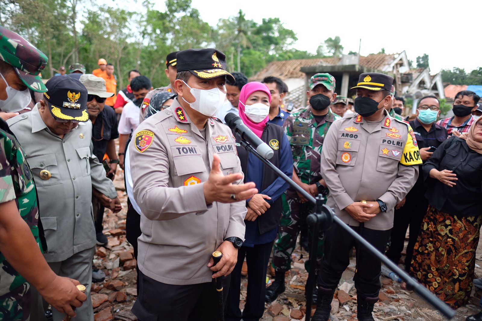 Forkopimda Jatim Tinjau Lokasi Ledakan Petasan di Blitar