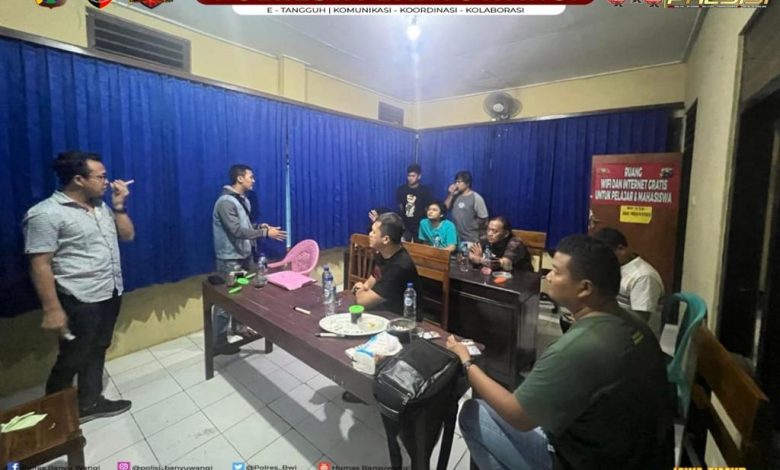 Polisi Amankan Pelaku Penyebar Hoax Adanya Wisatawan Meninggal Akibat Pelemparan Batu di Banyuwangi