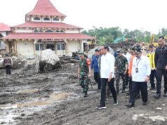 Presiden dan Ibu Iriana Tinjau Area Terdampak Longsor dan Banjir Bandang di Agam