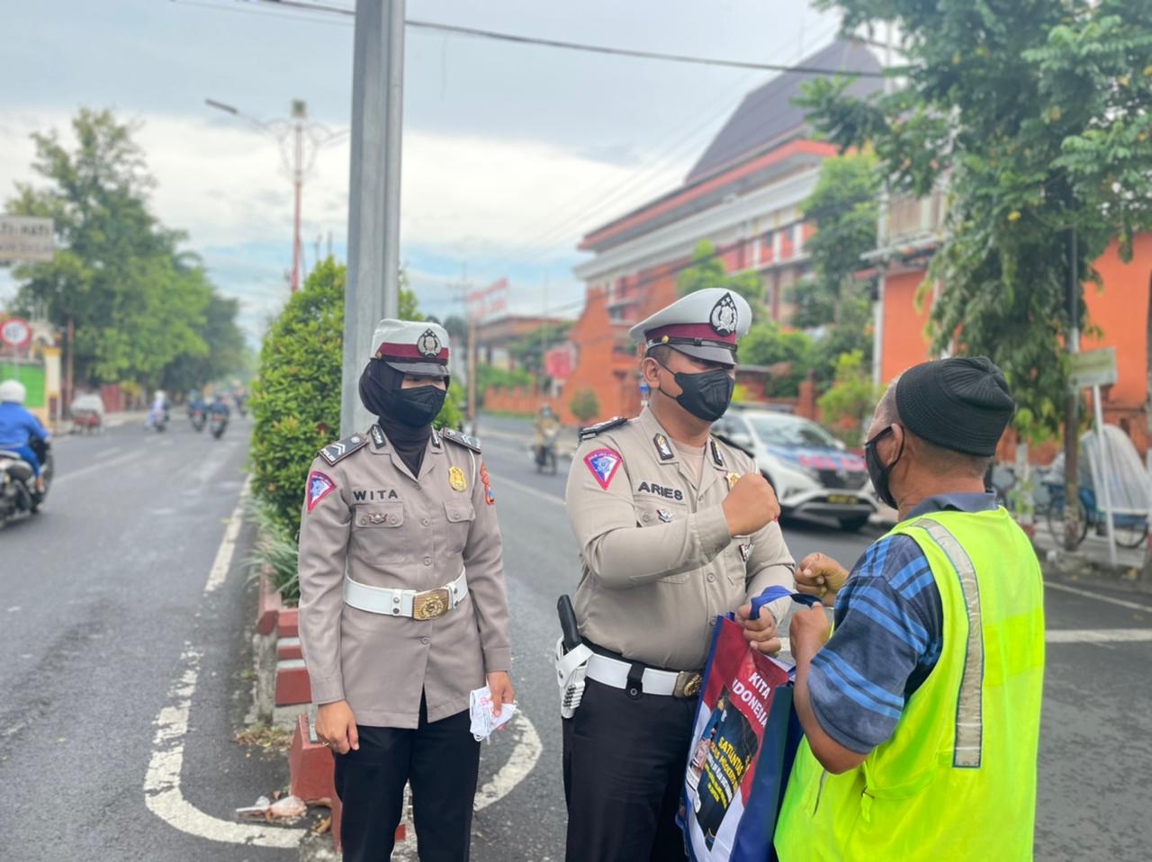 WhatsApp Image 2022-04-18 at 19.07.38 (1)