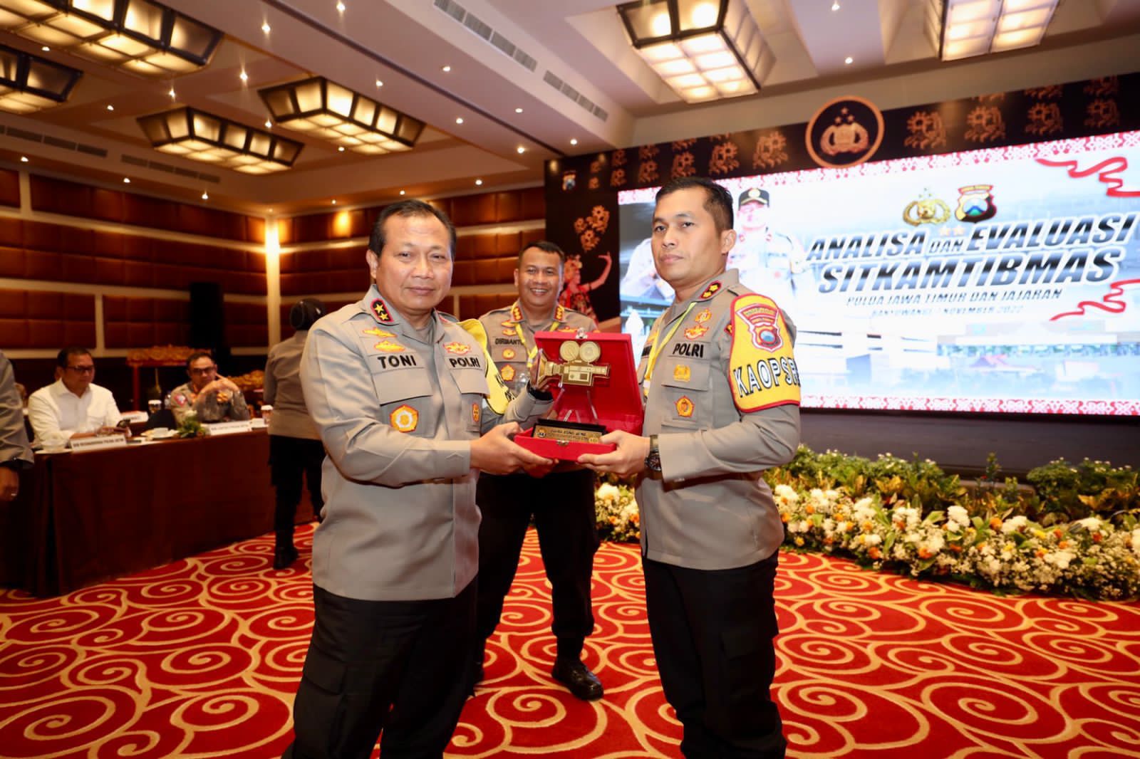 WhatsApp Image 2022-11-09 at 16.22.36