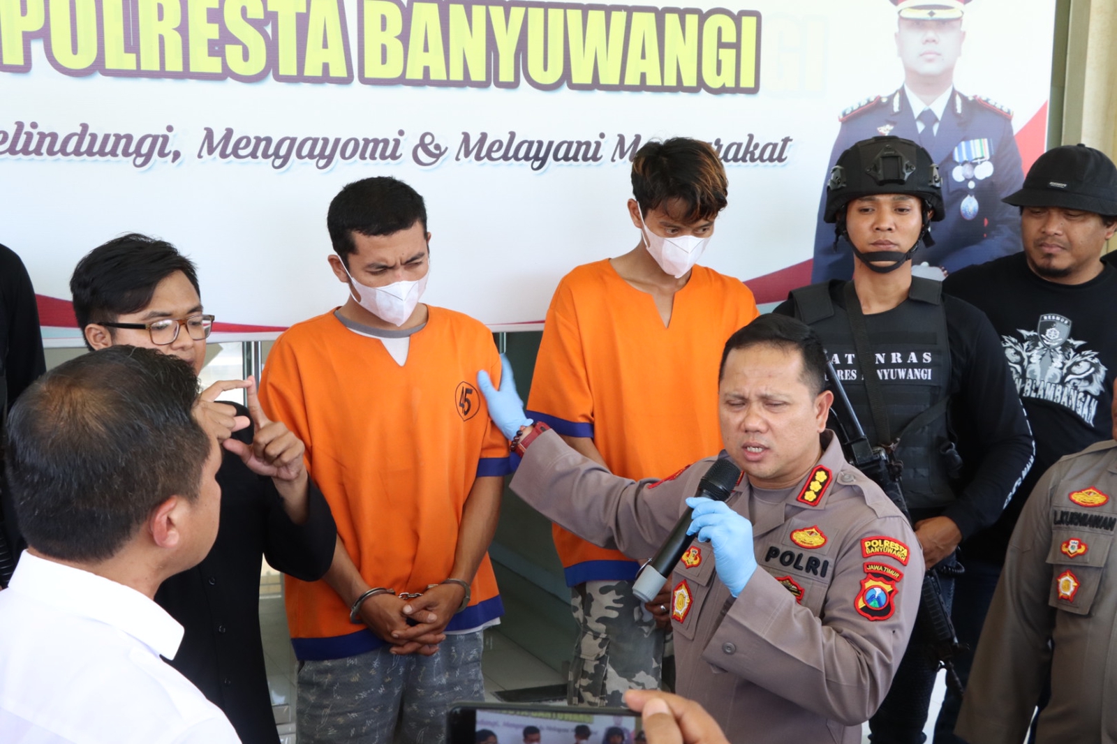 Gerak Cepat Polisi Berhasil Amankan Dua Terduga Pelaku Pembunuhan di Banyuwangi