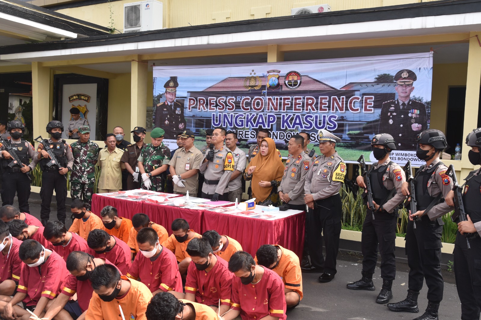 Polisi Amankan Belasan Pelaku Narkoba dan Okerbaya di Bondowoso