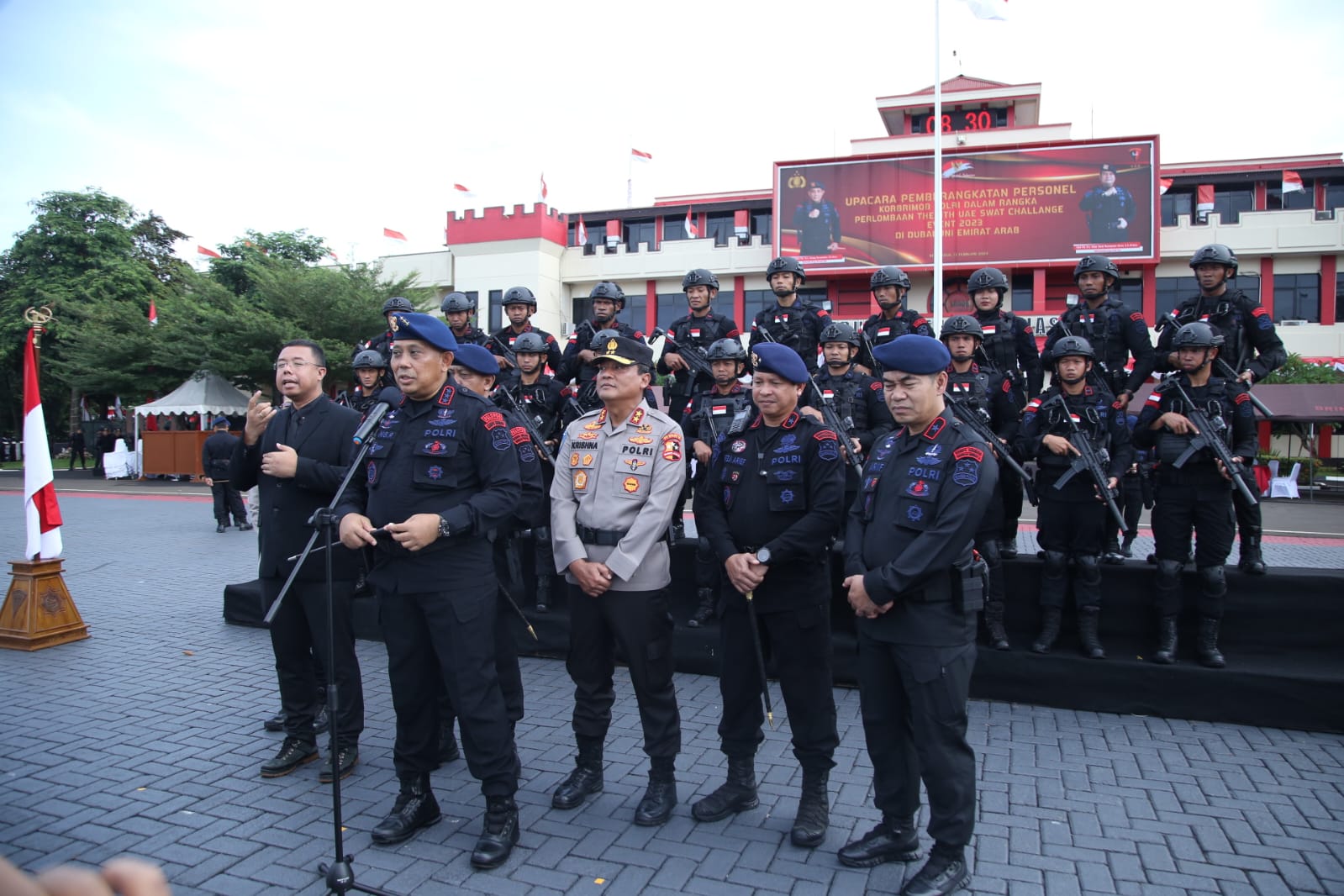 Polri Kirim Personel Terbaik Ikuti UAE SWAT Challenge di Dubai