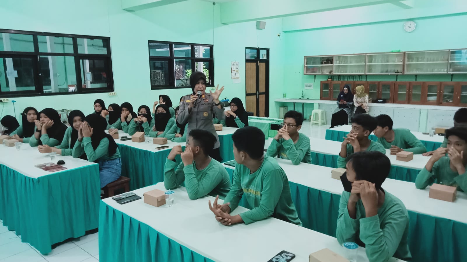 Polres Madiun Kota Berikan Edukasi Pencegahan Bullying Bagi di Sekolah