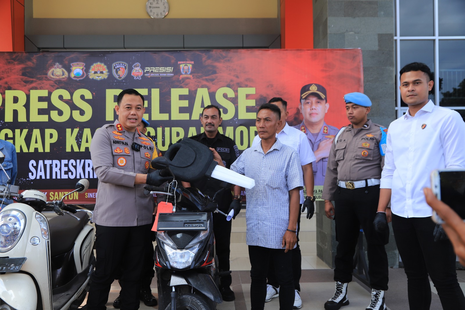 WhatsApp-Image-2023-03-09-at-09.12.25