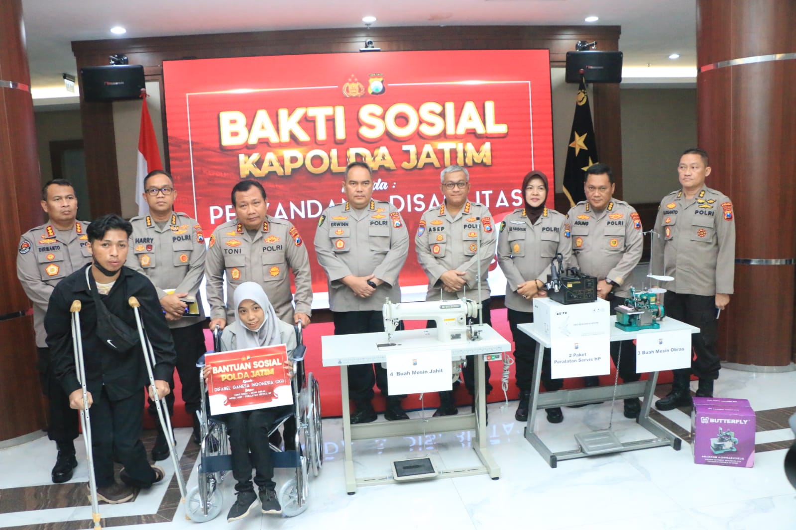 Polri Peduli, Kapolda Jatim Berbagi Untuk Kaum Disabilitas