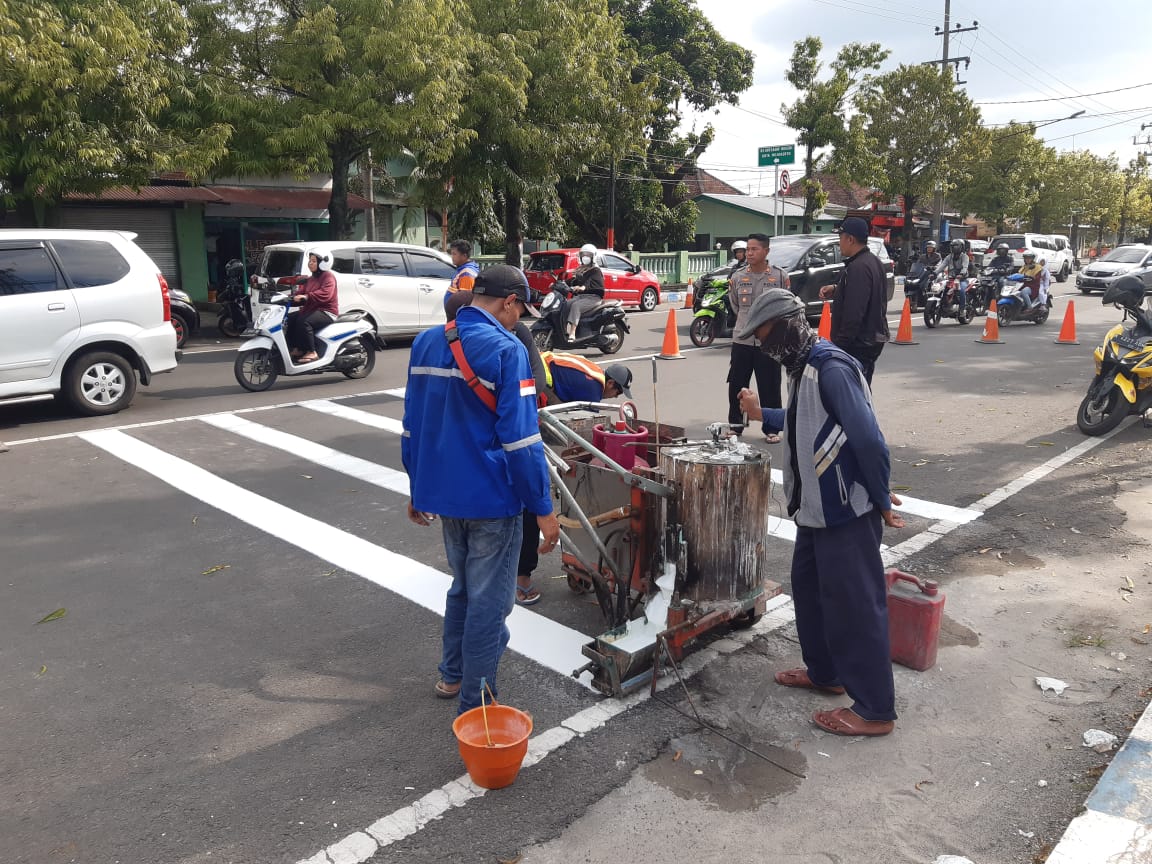 WhatsApp Image 2023-04-13 at 12.29.04