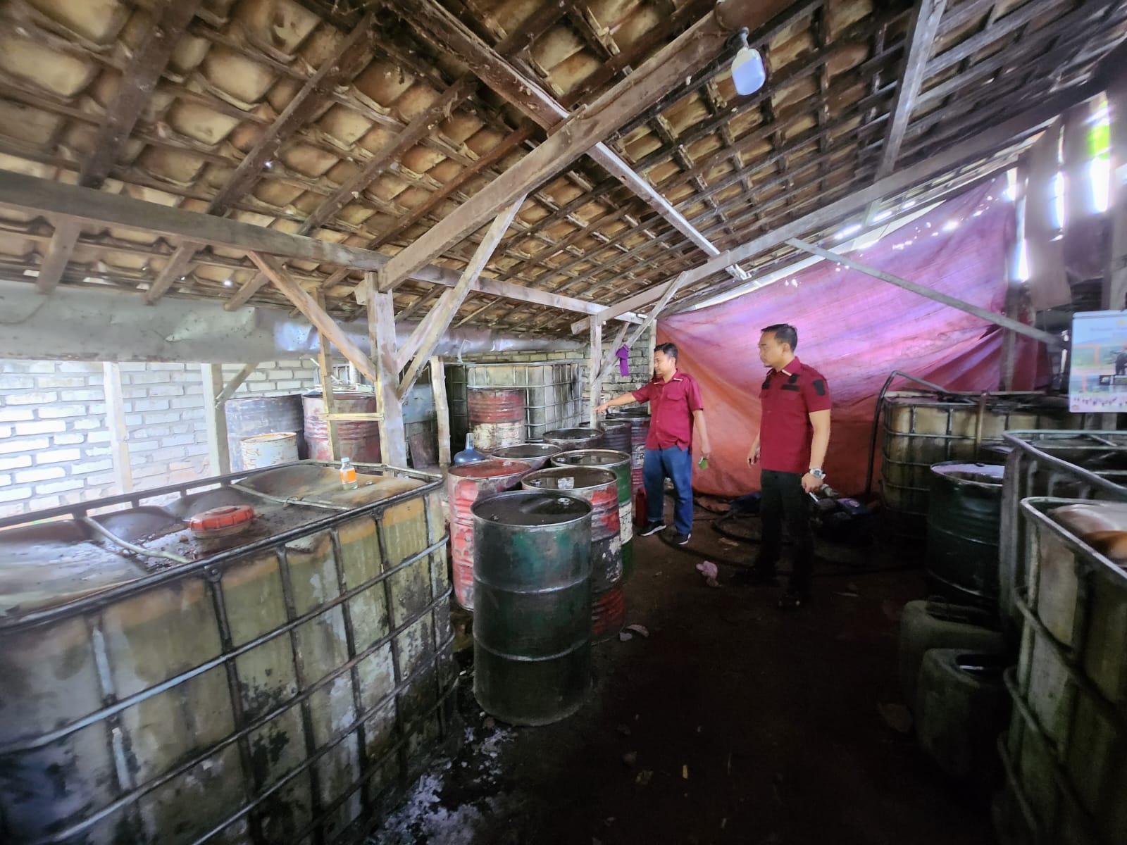 Polres Lamongan Berhasil Mengungkap Penimbunan BBM Bersubsidi di Wilayah Pantura