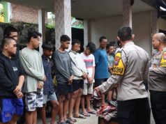 Diduga Akan Perang Sarung Polres Mojokerto Kota Amankan Puluhan Remaja