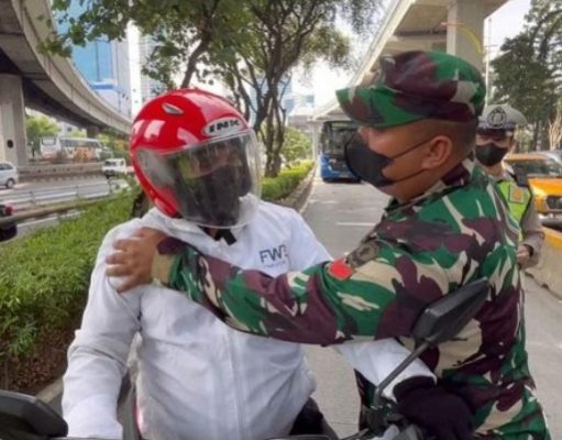 Pelanggar Lalin yang Mengaku Punya Bekingan Anggota Polda Metro Jaya Tetap Ditilang