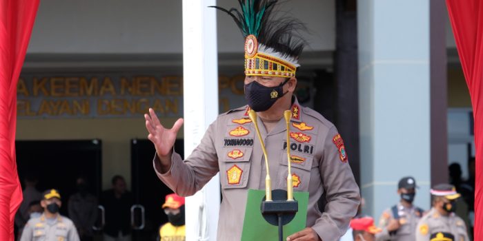 a67b5c56116e1881fc0979e521efef541b27c2b9a244f8d7f6fa5cde7c0e8f06.0