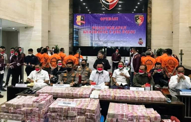 b04eddd4d1bc6a129efd50b516b80bce8c0f43d7c1d5a155a90e8a831801ad08.0