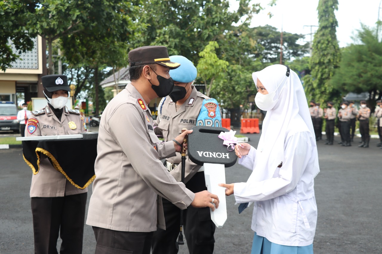 b525ec1c-aa4f-4210-a711-76f9ac5b9e25