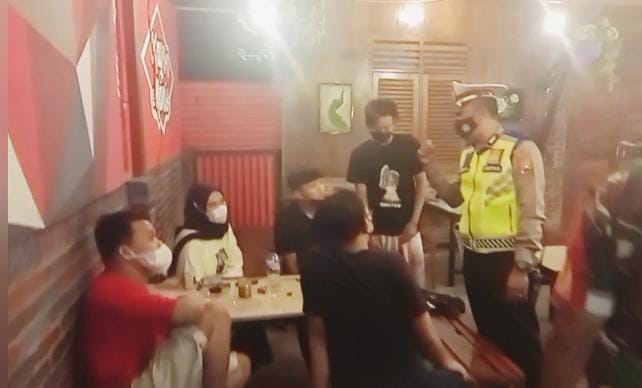 d2f8dad4-7192-4f9c-a2cb-a449640a018b