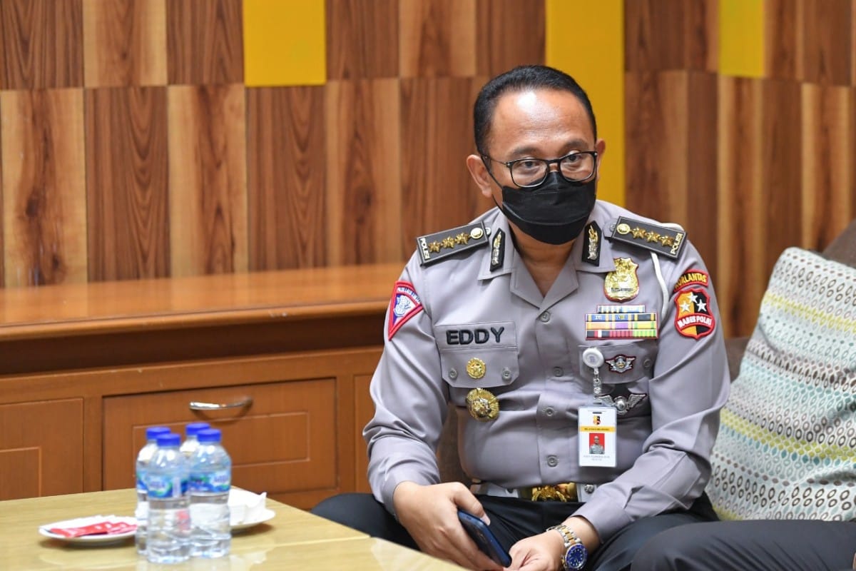 d9c414ff-001d-4e33-8410-f846c3773880