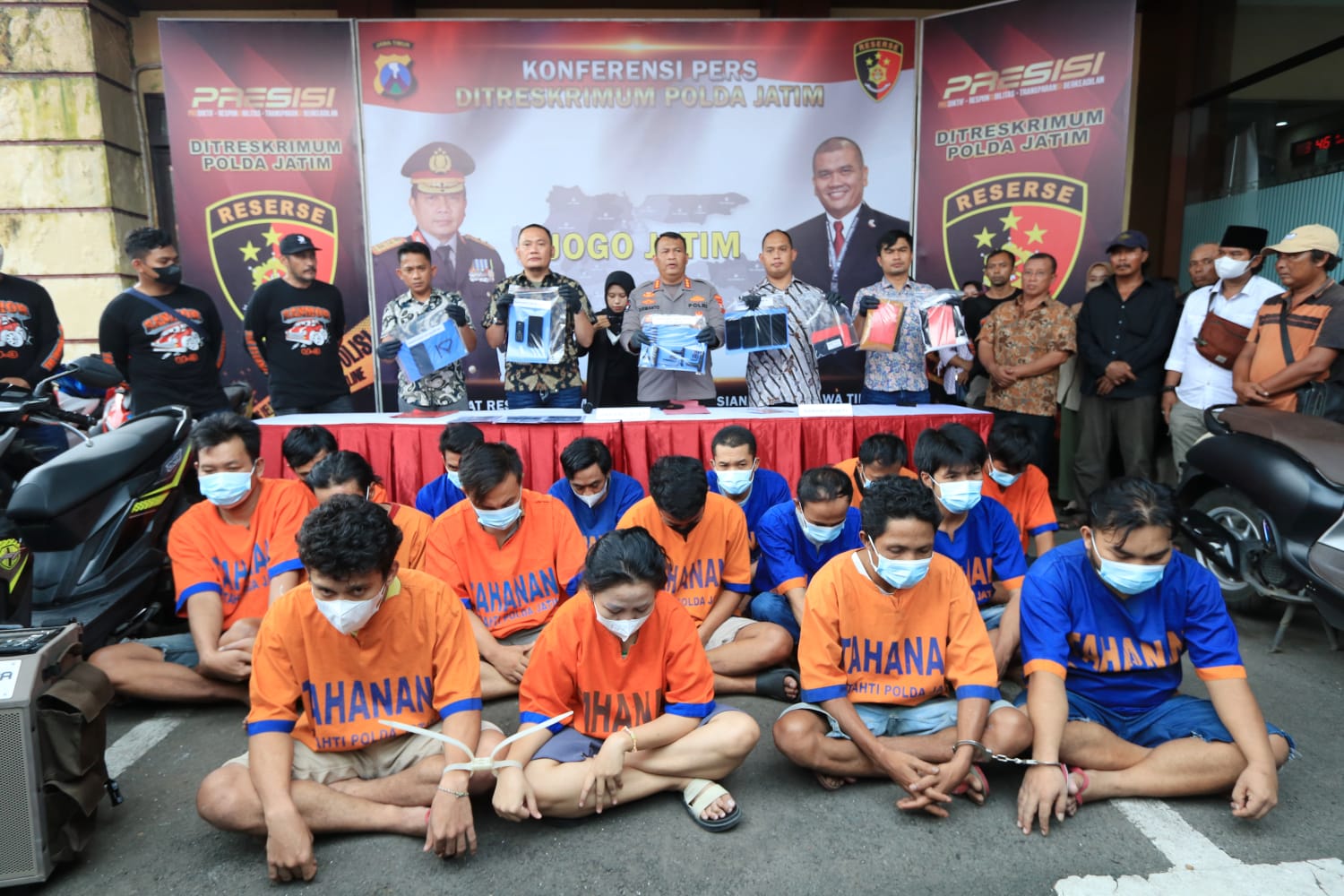 e2692725-e75f-4fc7-97f8-6a3841bae18c