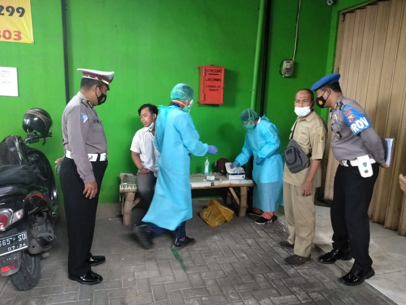 e890ff65-d500-4885-abc5-5c11a9057cff