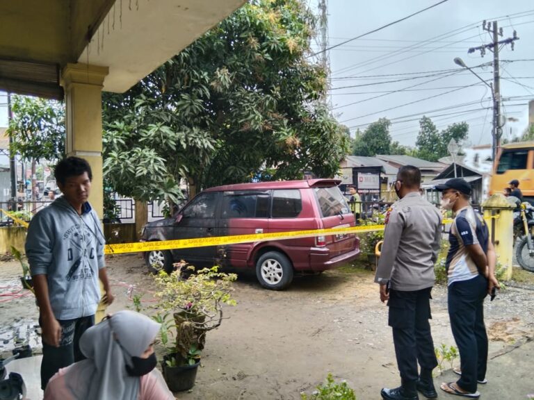 ea0544dfc989b361a7bce179f3836f6c4b85559013da759380ab67e2c51d14c1.0