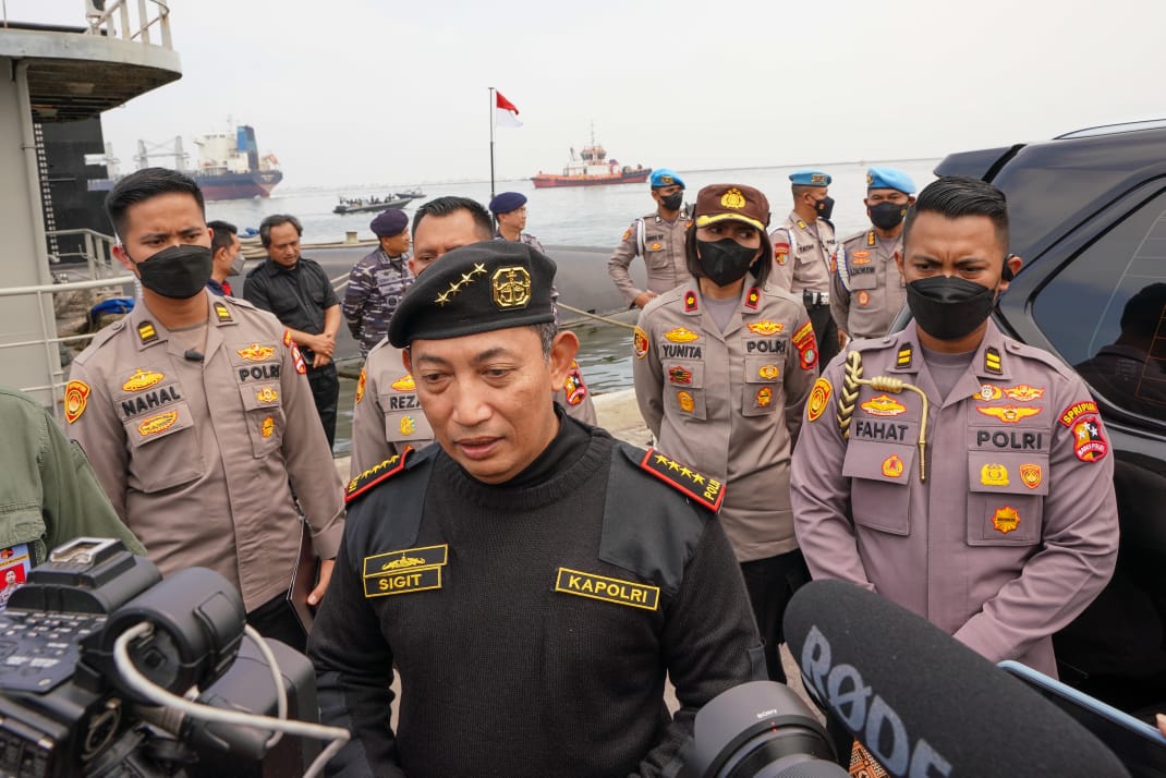 f4c9f674-6a24-43b8-a0ef-a8a772e8e4fb