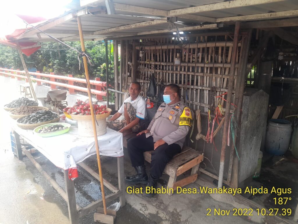 Melalui “Pesan Saha” Bhabinkamtibmas Wanakaya Polsek Gunung Jati Polres Ciko Sambang Pelaku UMKM