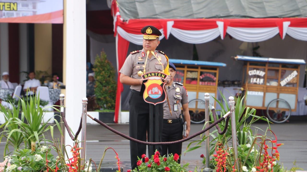 Kapolda Banten Pimpin Upacara Korps Raport Kenaikan Pangkat Anggota Polri Polda Banten Periode 2 Januari 2019.