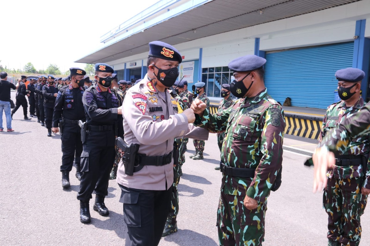 Bantu Pengamanan Saat PON ke XX Berlangsung, Polda Sumsel Kirimkan 100 Personel Brimobda BKO Polda Papua