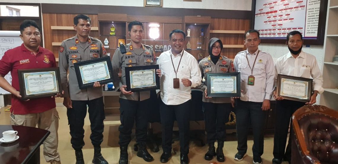 Berhasil Ungkap Perdagangan Satwa Liar, Dirjen KSDAE Beri Piagam Penghargaan Kapolres Sragen