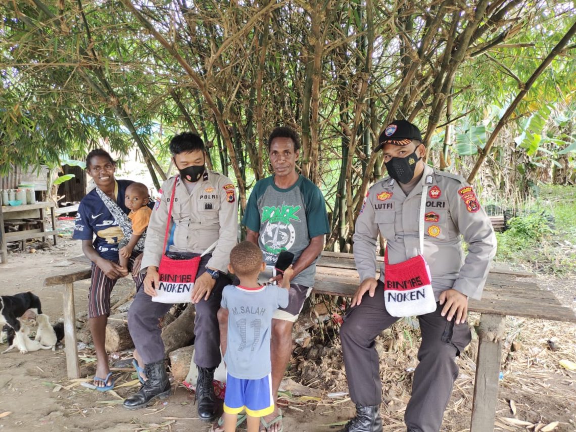 Jaga Situasi Kamtibmas di Merauke, Binmas Noken Sambangi Masyarakat Kampung Kamudu
