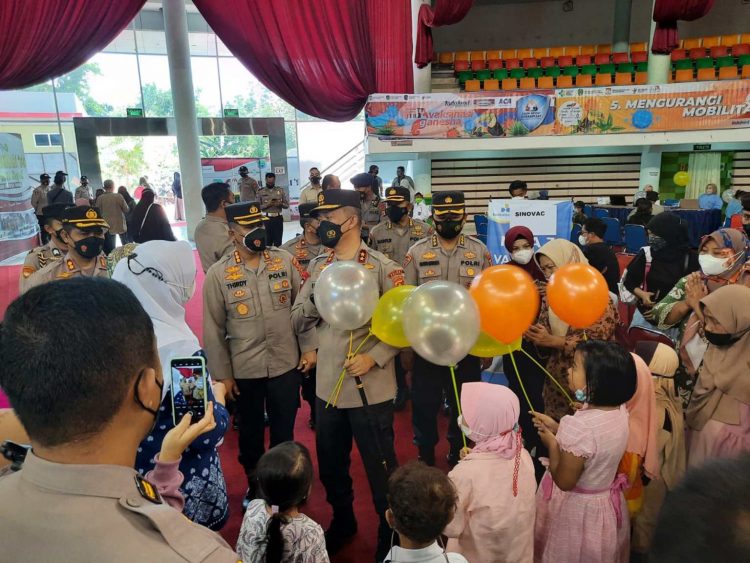 Kapolda Kaltim Tinjau Vaksinasi Presisi Untuk Lansia dan Anak Usia 6-11 Tahun