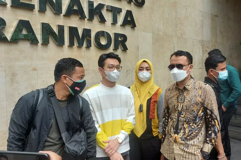 Polisi Tetapkan dr. Richard Lee Sebagai Tersangka Pencemaran Nama Baik