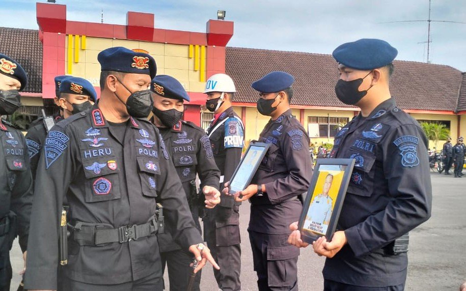 Tidak Ada Ampun Untuk 5 Personel Brimob Polda Sulsel, Mereka Dipecat!