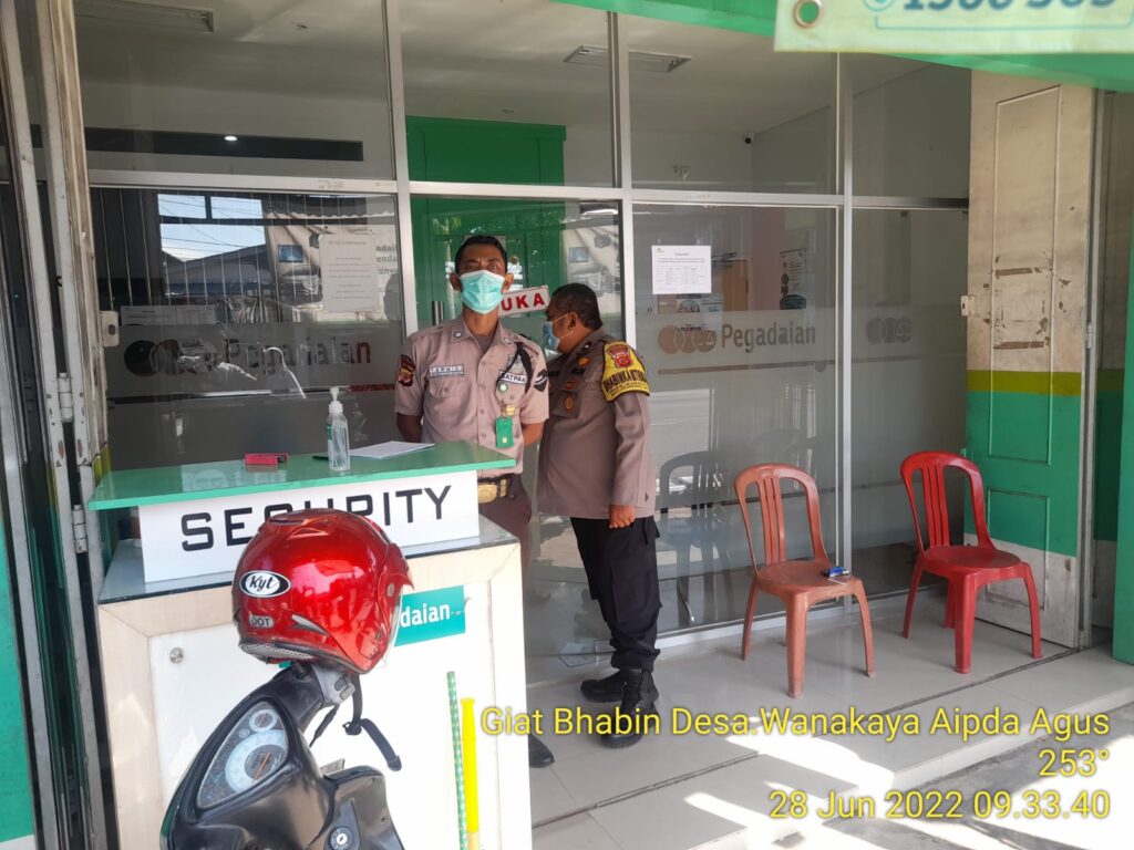 Bhabinkamtibmas Wanakaya Polsek Gunung Jati Polres Ciko Jalin Kemitraan Sambangi Satpam